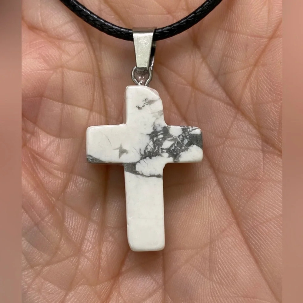 Howlite Cross Natural Braided Stainless Steel Necklace NWT